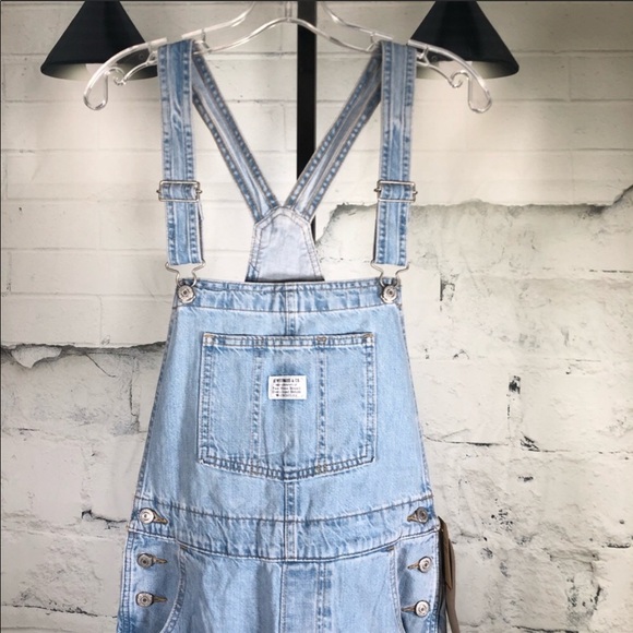 Levi’s Overalls Vintage Look Throwback - Picture 8 of 11